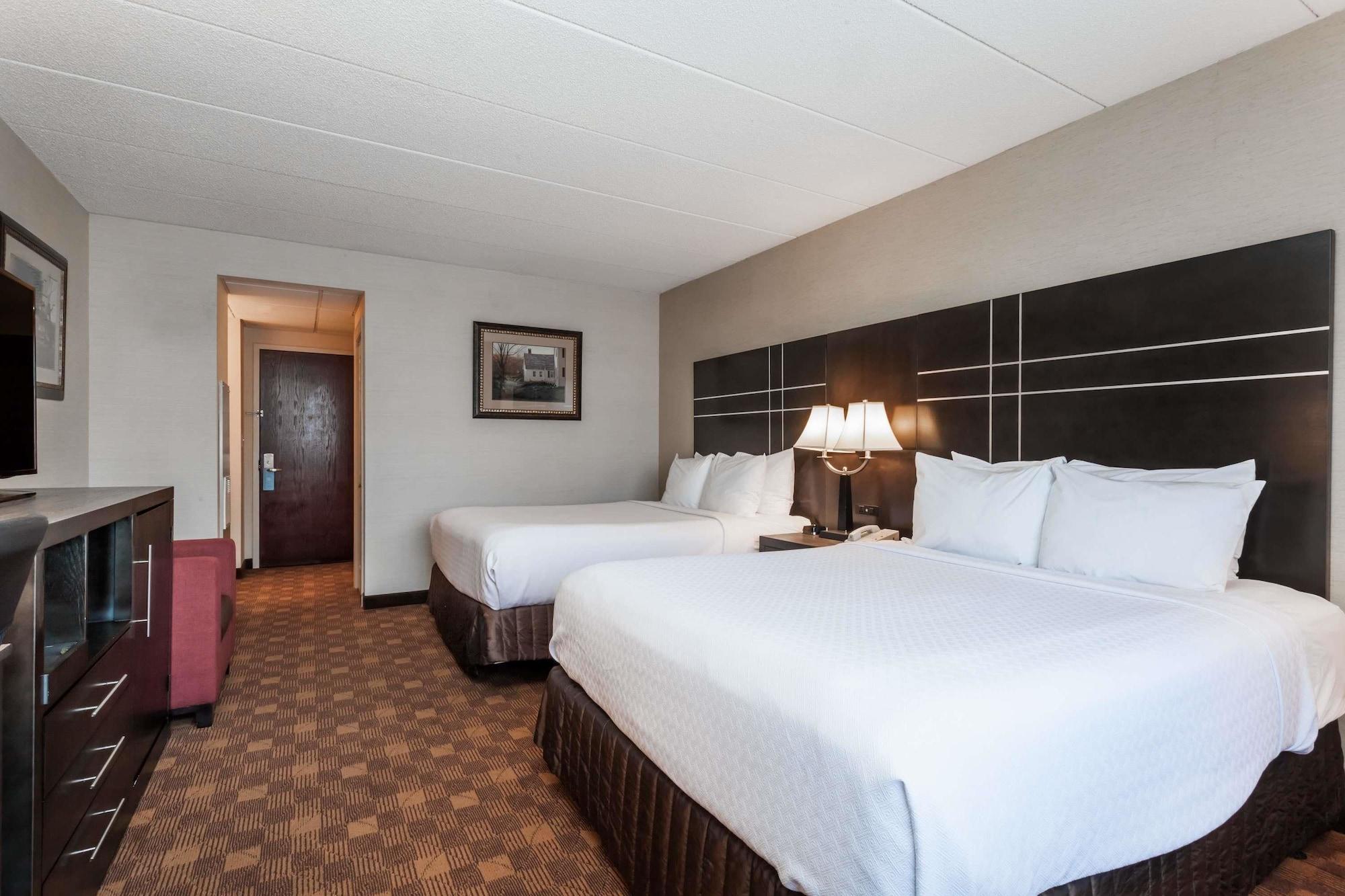 Wyndham Southbury Hotel Exterior foto