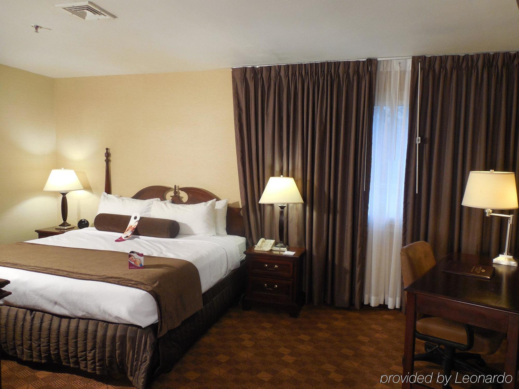 Wyndham Southbury Hotel Exterior foto